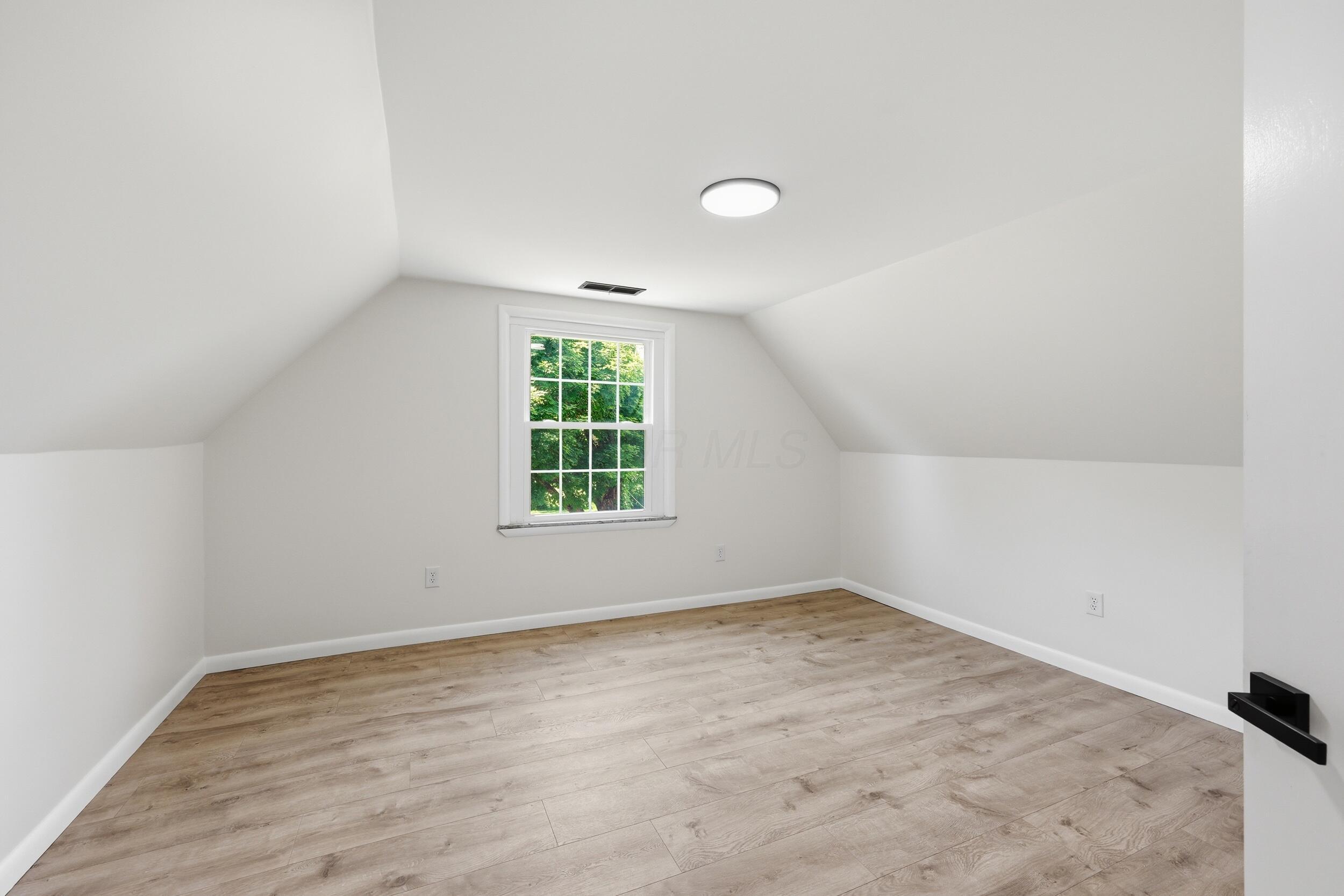 4146 Maize Road Columbus, OH 43224 - Photo 34 of 55