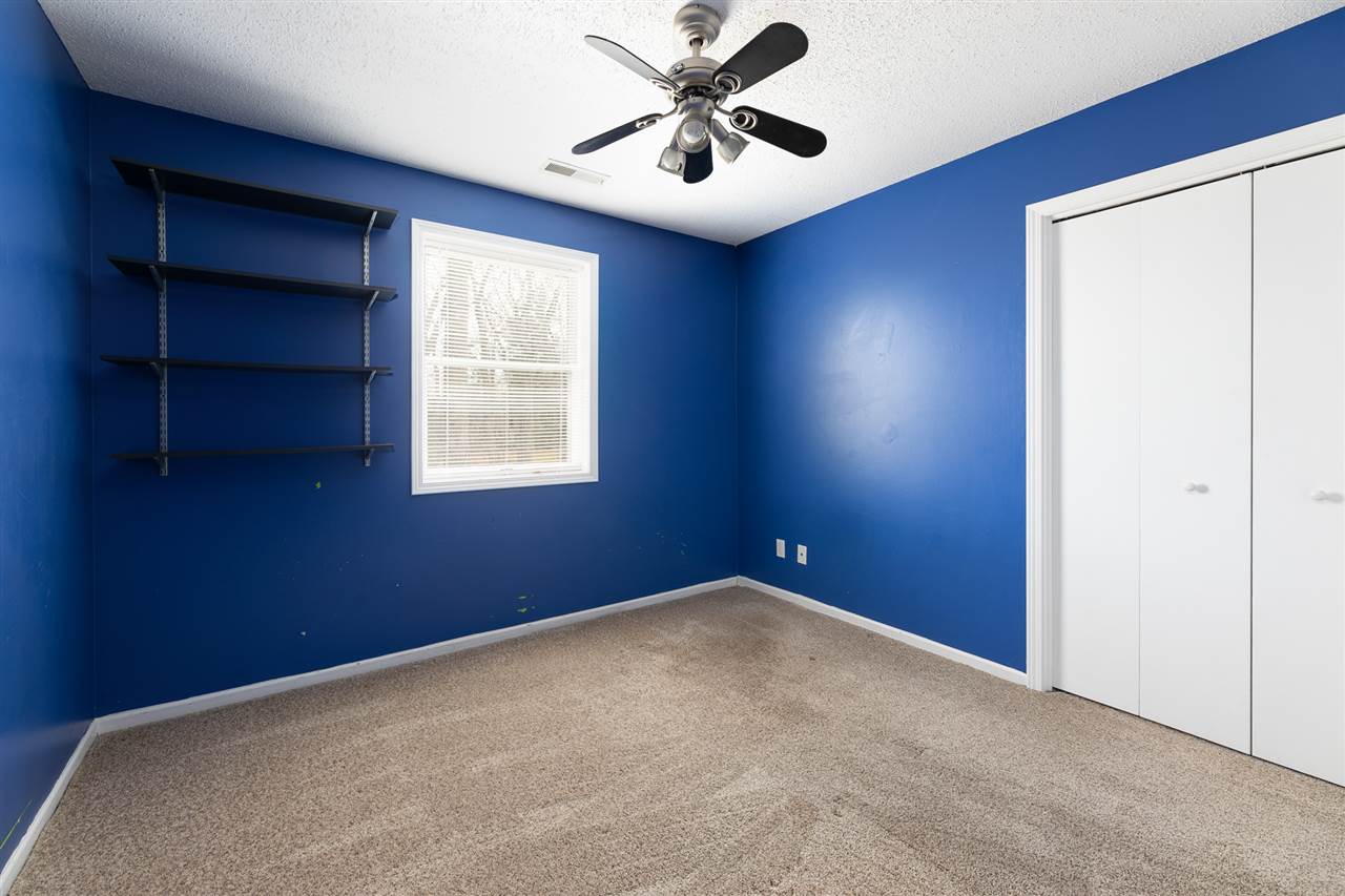 4581 Weathering Heights Road Traverse City, MI 49686 - Photo 21 of 28 1885354-20.JPG