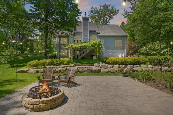 $925,000 | 16 Hillsboro Circle, Milford, NH 03055