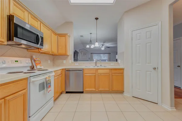 $265,000 | 2326 Fern Lacy Drive, Spring, TX 77388