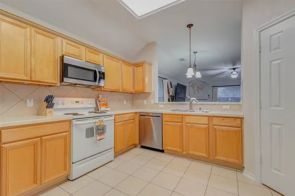 $265,000 | 2326 Fern Lacy Drive, Spring, TX 77388