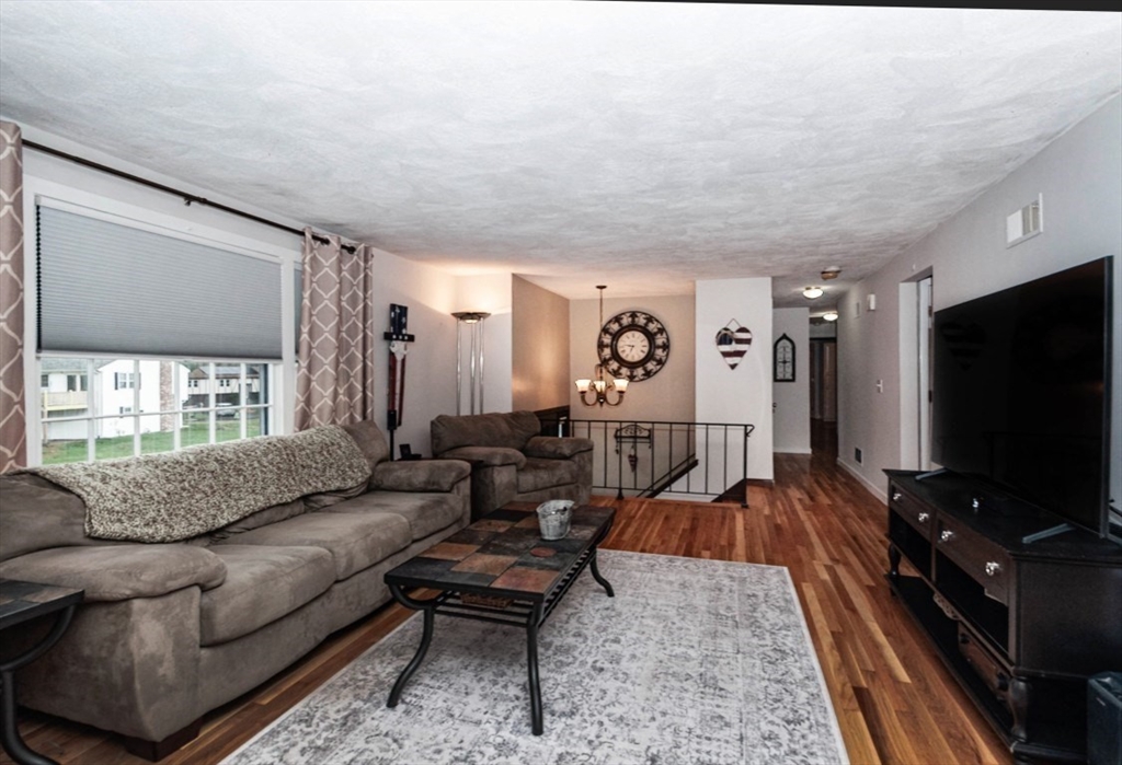 30 Burning Tree Road Natick, MA 01760 - Photo 6 of 32