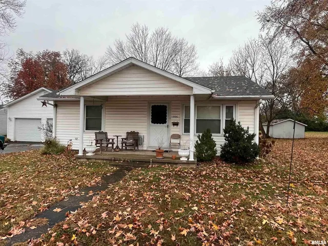 $79,900 | 1006 North Garfield Street, Marion, IL 62959