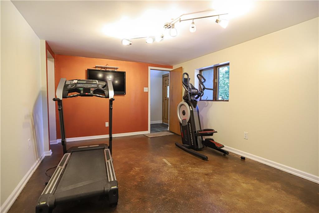 2242 Ferguson Road Allison Park, PA 15101 - Photo 20 of 25 Gallery Image 20