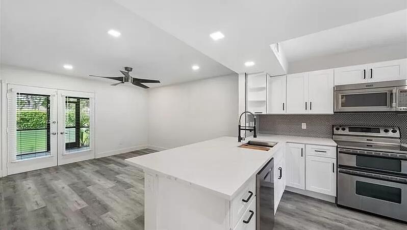 10300 Hidden Springs Court Boca Raton, FL 33498 - Photo 2 of 49 2