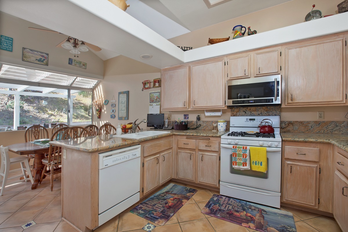 5015 Frazee Road Oceanside, CA 92057 - Photo 14 of 24