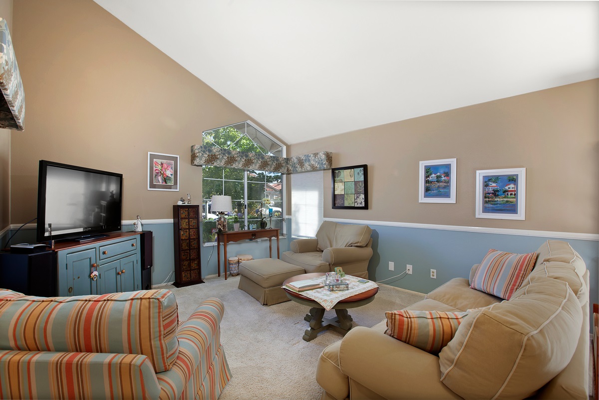 5015 Frazee Road Oceanside, CA 92057 - Photo 3 of 24