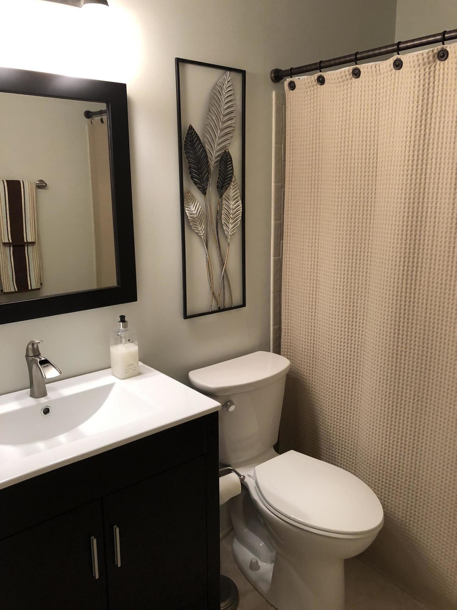 9216 Edgemont Lane Boca Raton, FL 33434 - Photo 4 of 11 IMG_1276