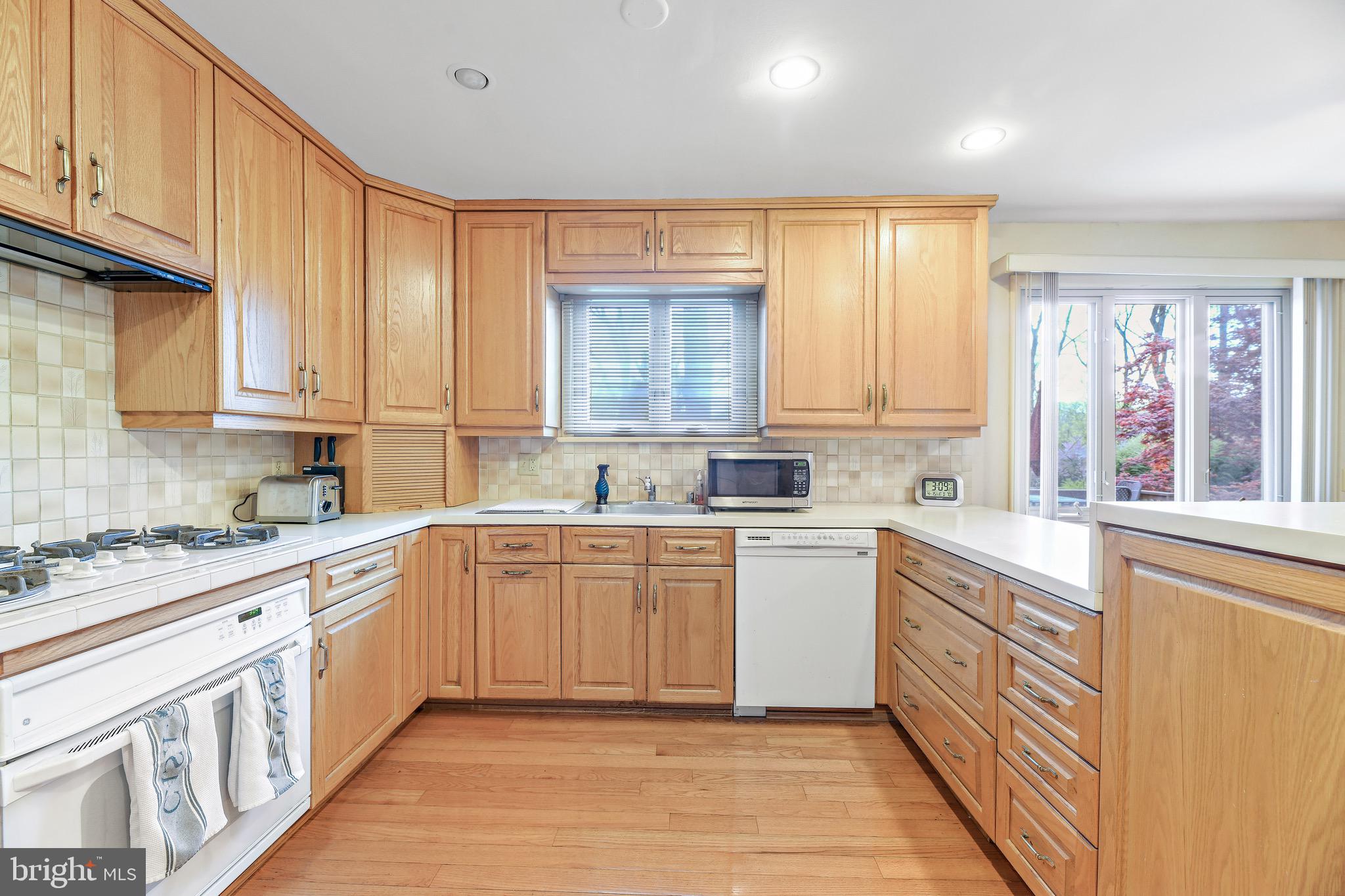 1508 Sherbrook Road Lutherville-Timonium, MD 21093 - Photo 11 of 40 Kitchen