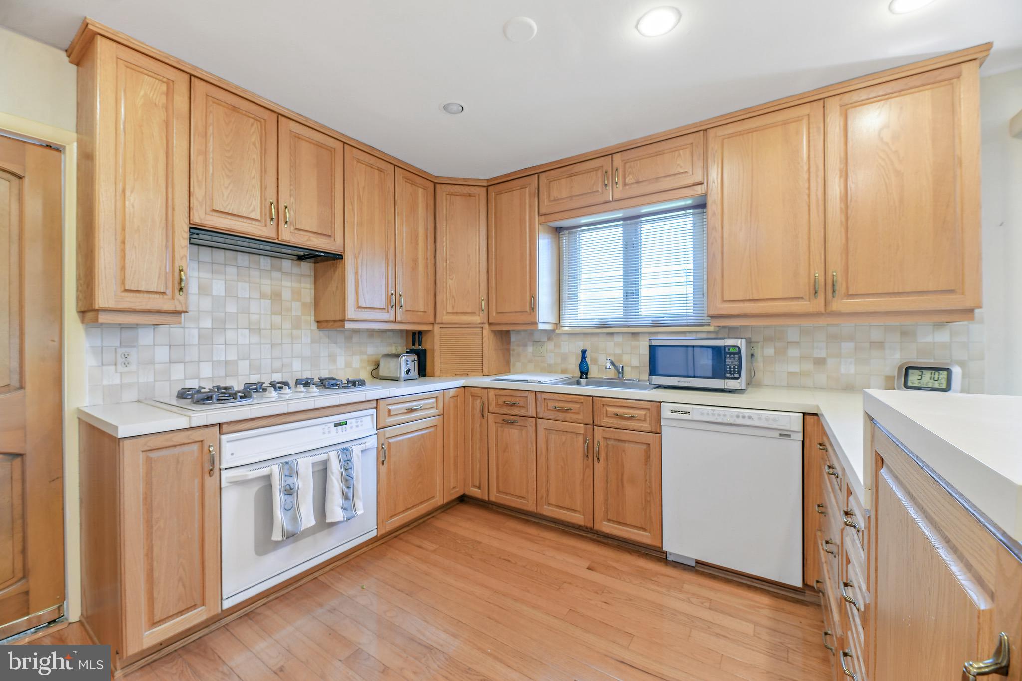 1508 Sherbrook Road Lutherville-Timonium, MD 21093 - Photo 12 of 40 Kitchen