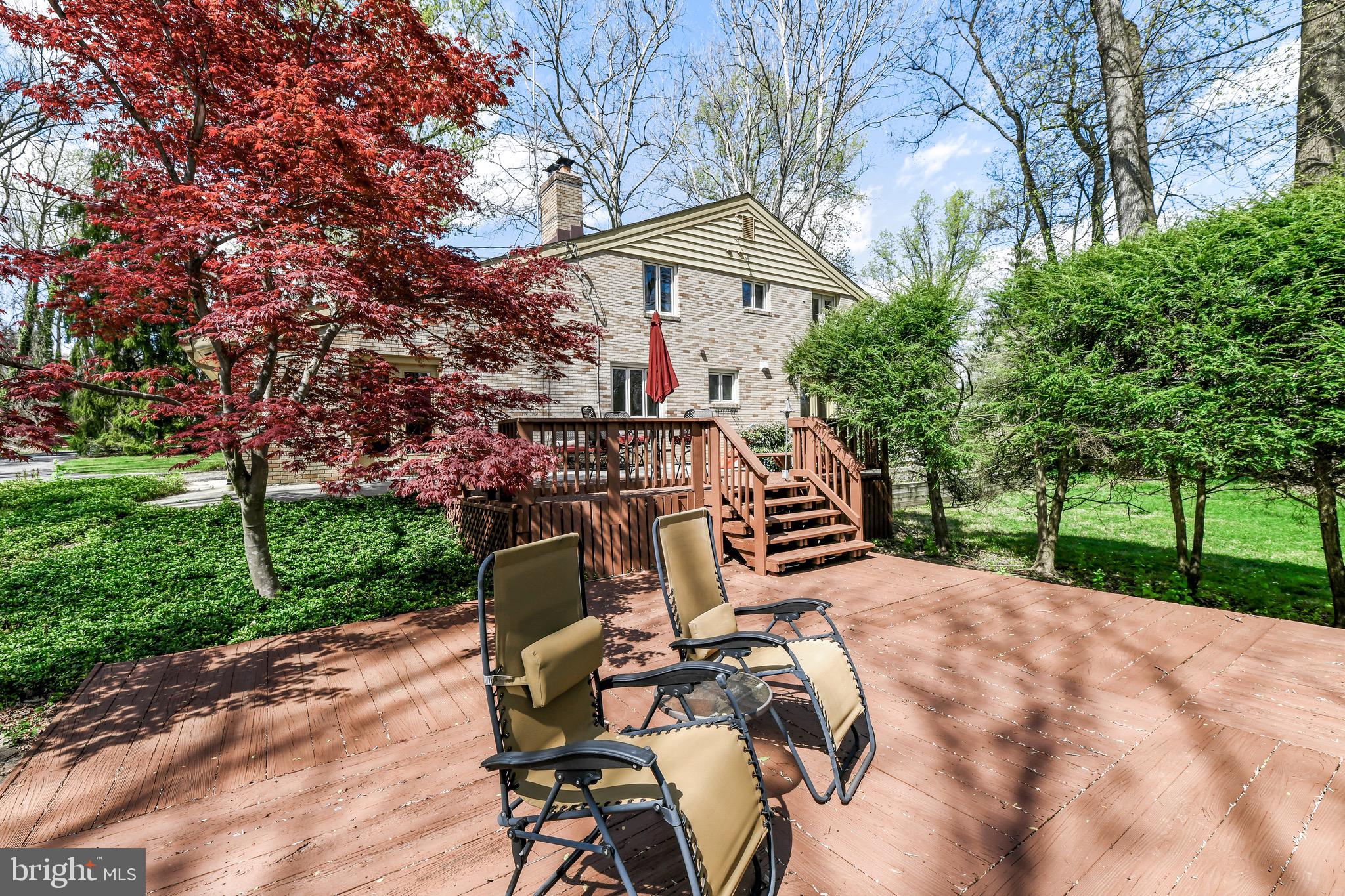 1508 Sherbrook Road Lutherville-Timonium, MD 21093 - Photo 31 of 40 Large 3 tiered deck