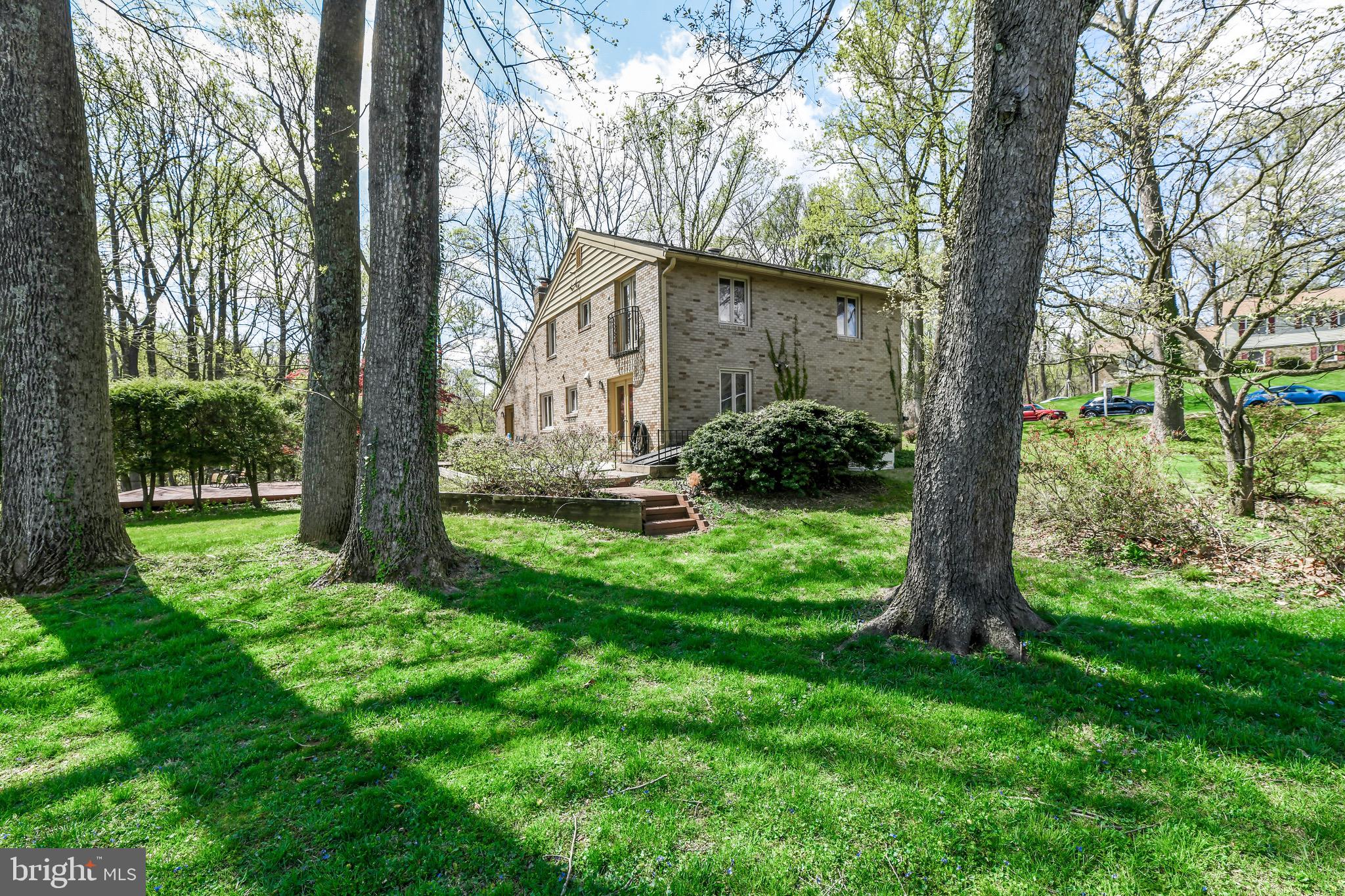 1508 Sherbrook Road Lutherville-Timonium, MD 21093 - Photo 36 of 40 Side view of yard