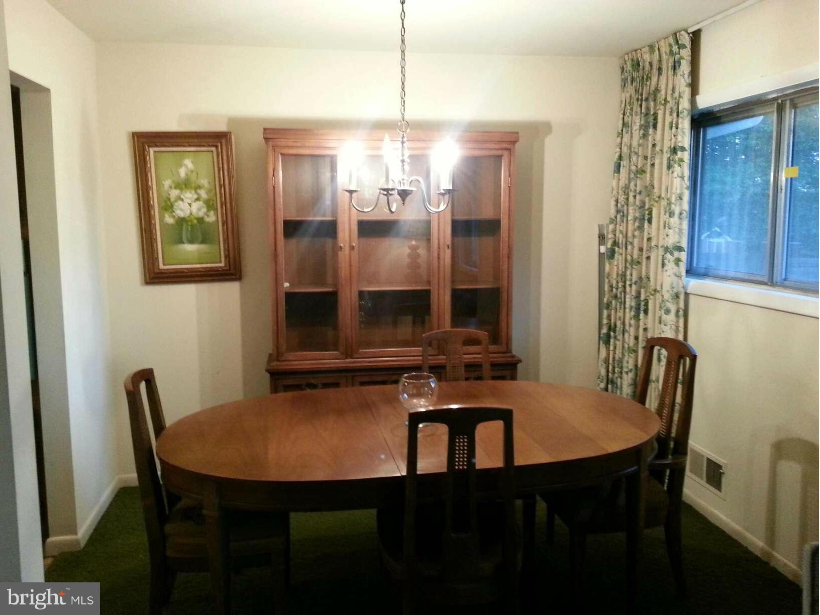 4402 Kinmount Road Lanham, MD 20706 - Photo 10 of 19 Dining Area