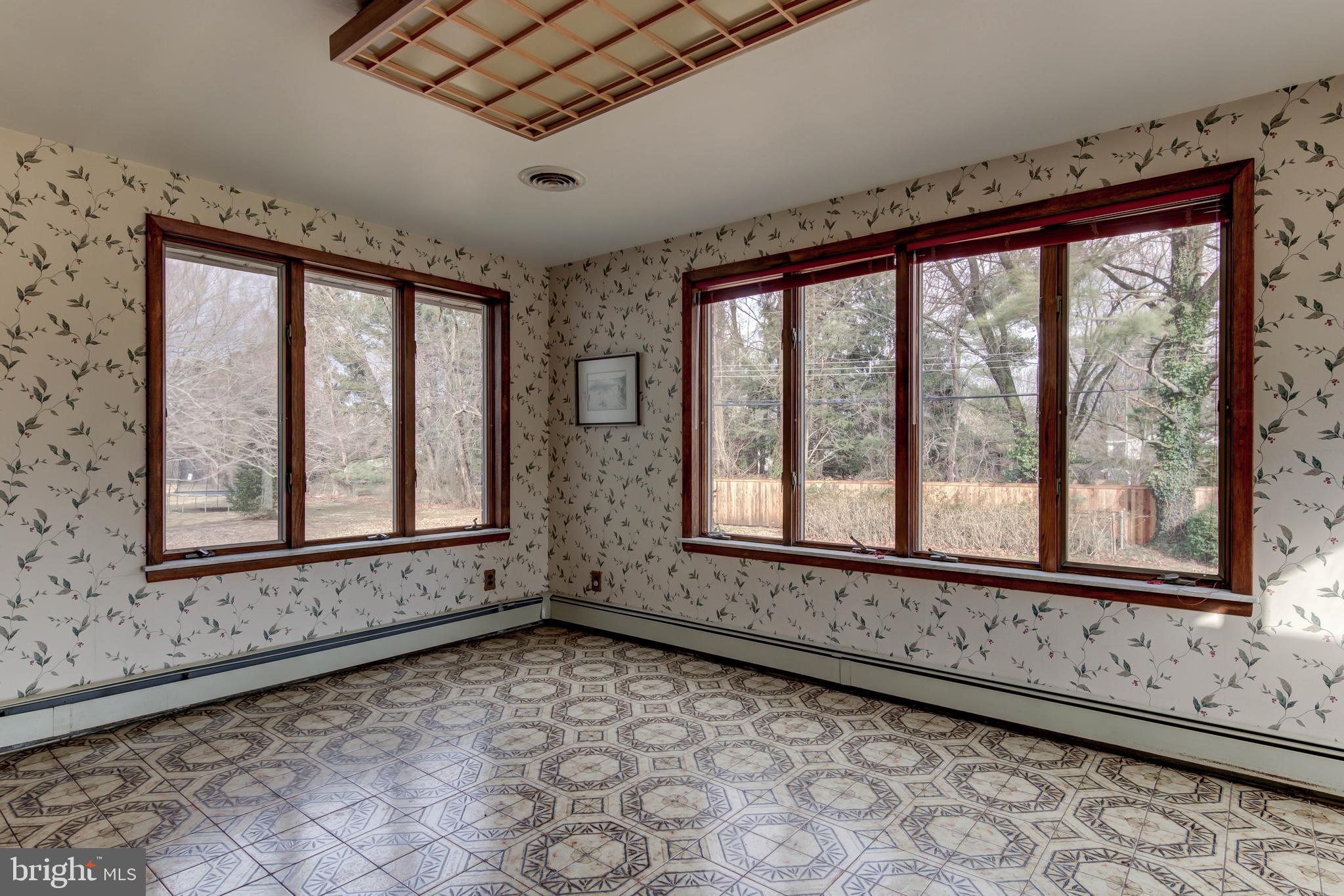 661 Sproul Road Villanova, PA 19085 - Photo 11 of 23