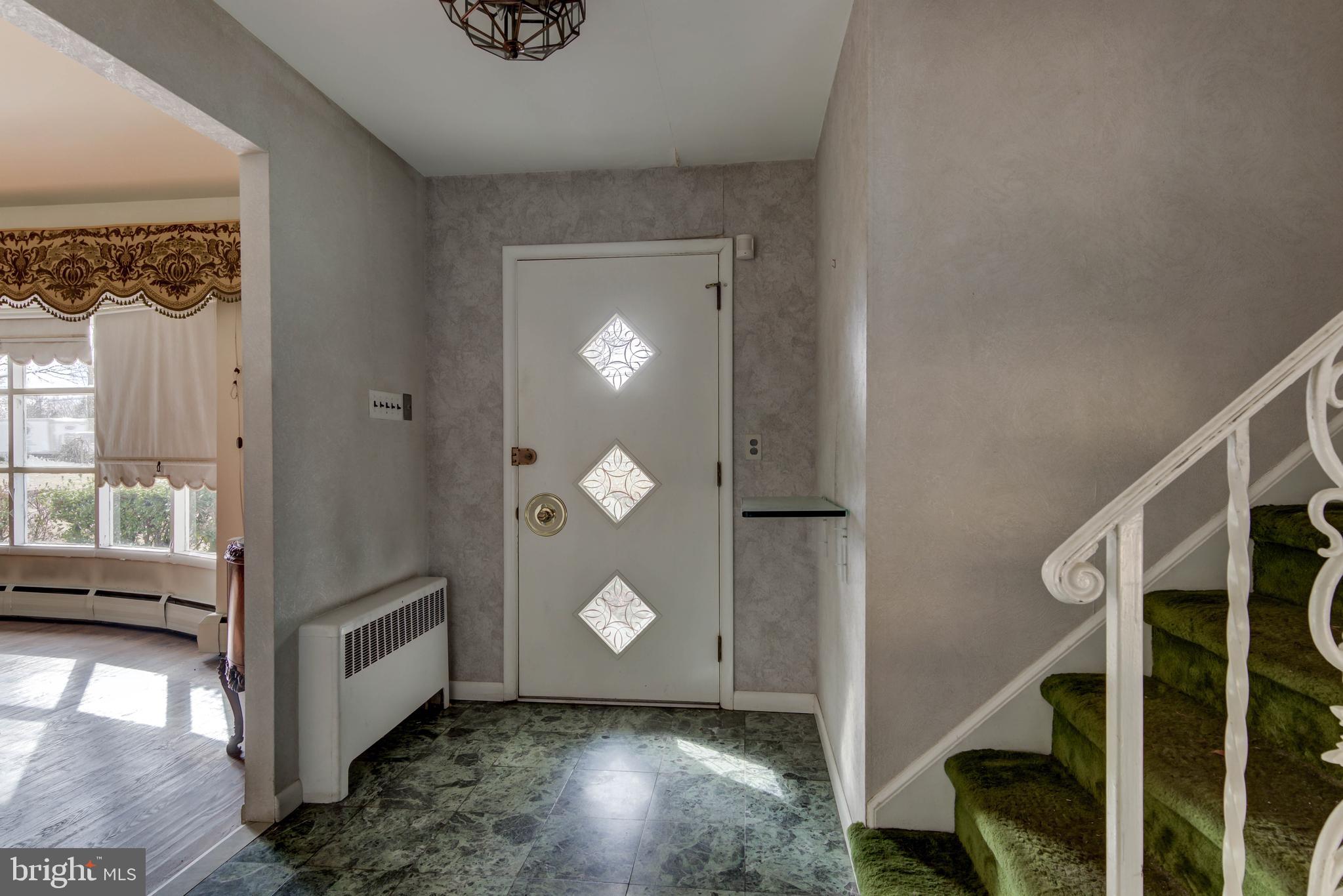 661 Sproul Road Villanova, PA 19085 - Photo 3 of 23