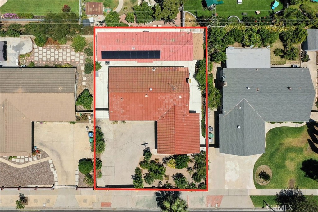 129 East Rancho Road Corona, CA 92879 - Photo 2 of 42