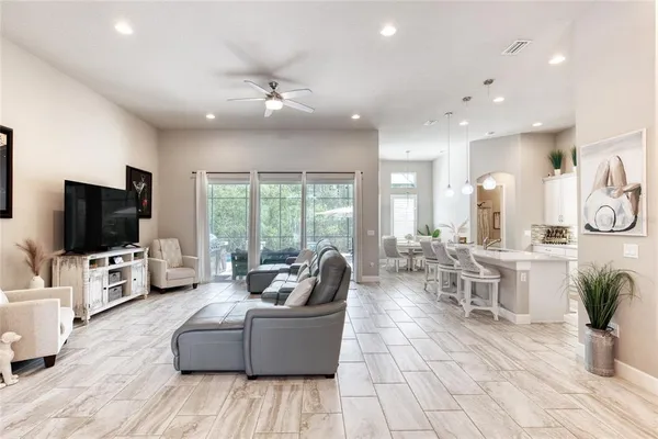 $695,000 | 397 Nottinghill Street, Ormond Beach, FL 32174