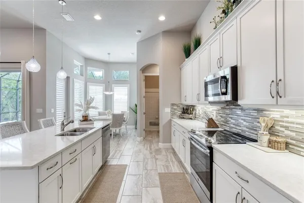 $695,000 | 397 Nottinghill Street, Ormond Beach, FL 32174