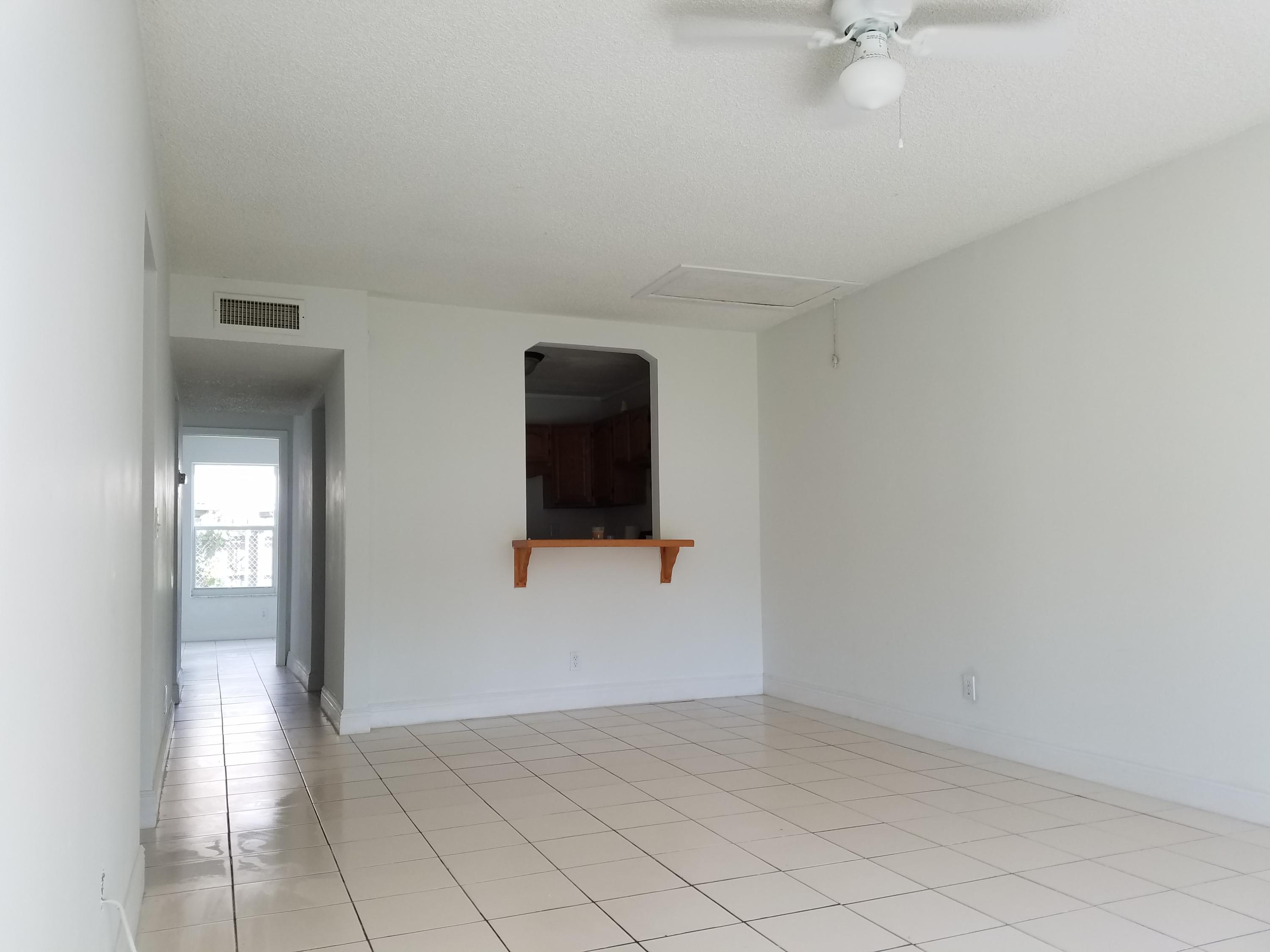 5891 South Rue Road West Palm Beach, FL 33415 - Photo 4 of 11 20160930_110205