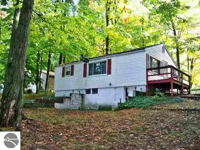 4338 East Duck Lake Road Grawn, MI 49637 - Photo 5 of 11 1739947-4.JPG