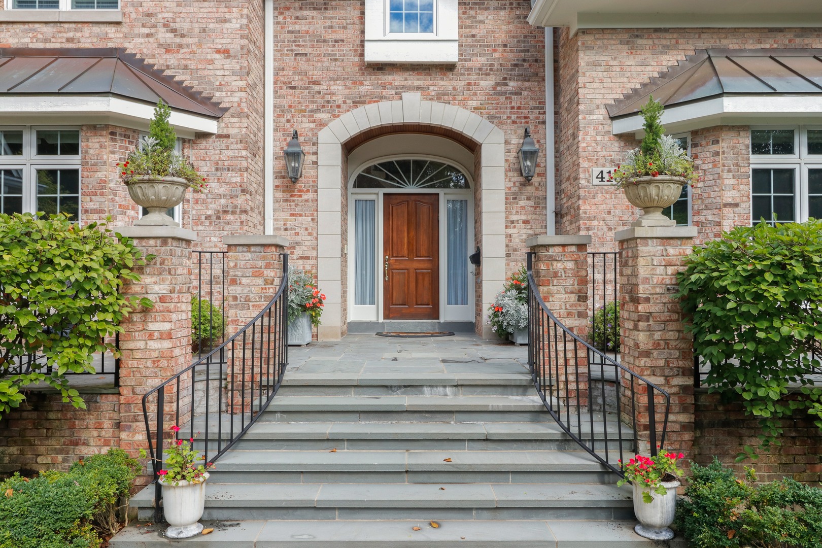 419 Greenleaf Avenue Glencoe, IL 60022 - Photo 3 of 26