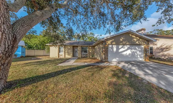 $415,000 | 224 Whisper Lake Road, Palm Harbor, FL 34683