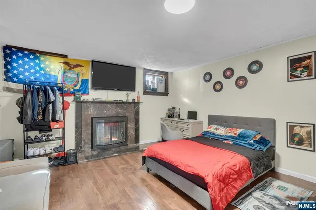 $725,000 | 297 Hamilton Place, Hackensack, NJ 07601