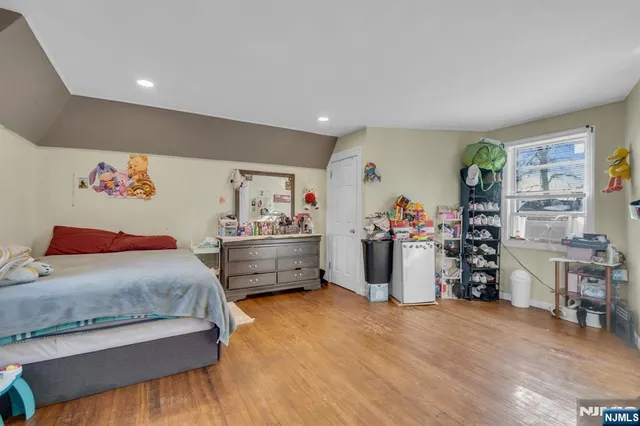 $725,000 | 297 Hamilton Place, Hackensack, NJ 07601