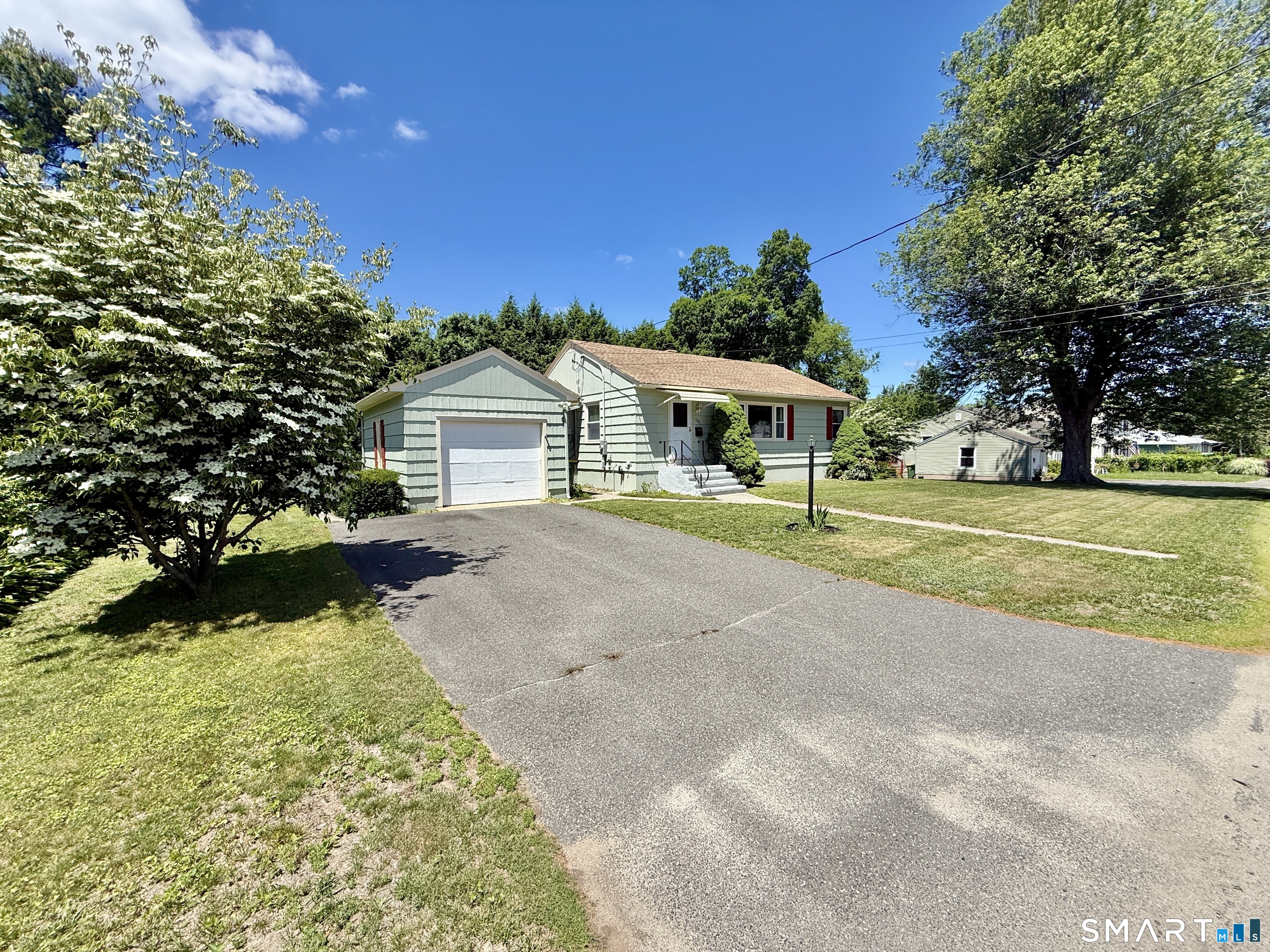 100 Decicco Road Waterbury, CT 06705 - Photo 25 of 34