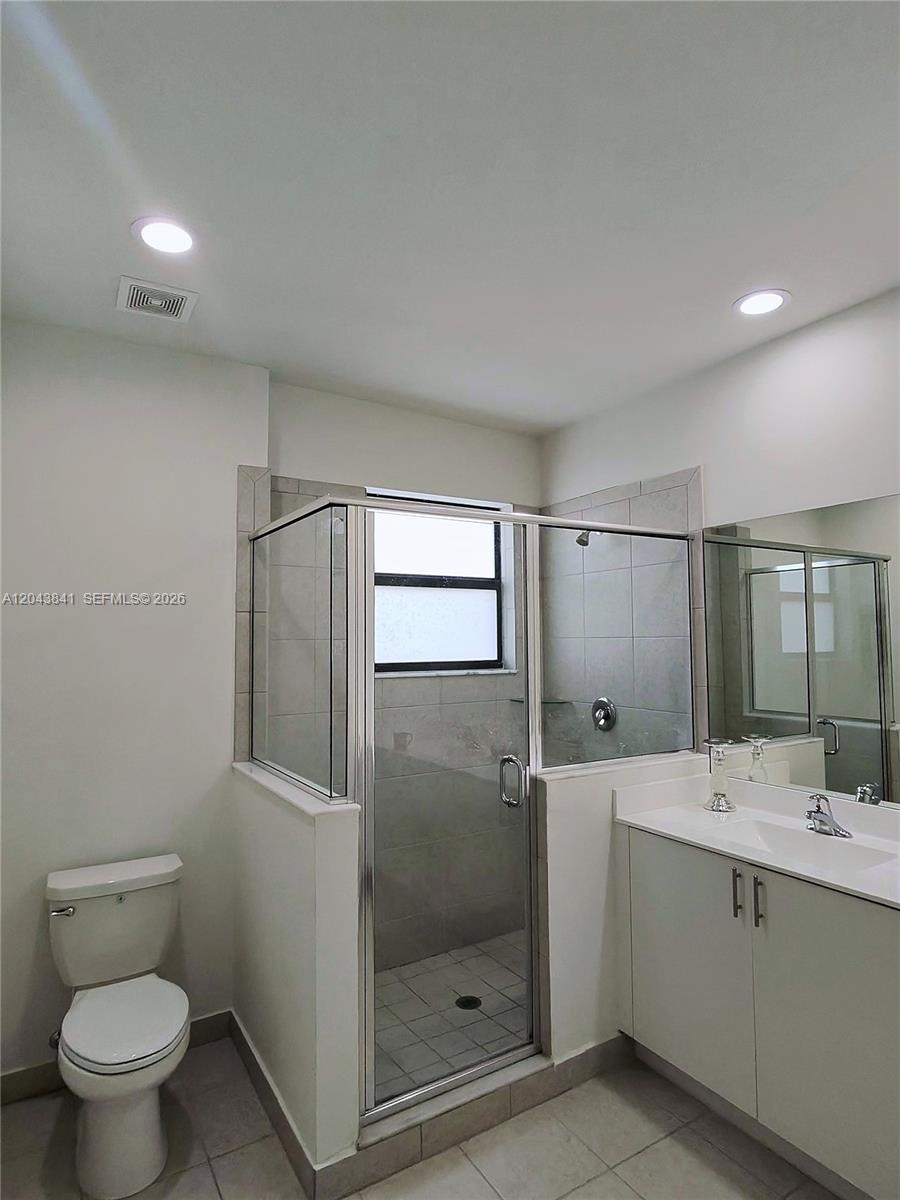 23013 Southwest 128th Place Miami, FL 33177 - Photo 19 of 31