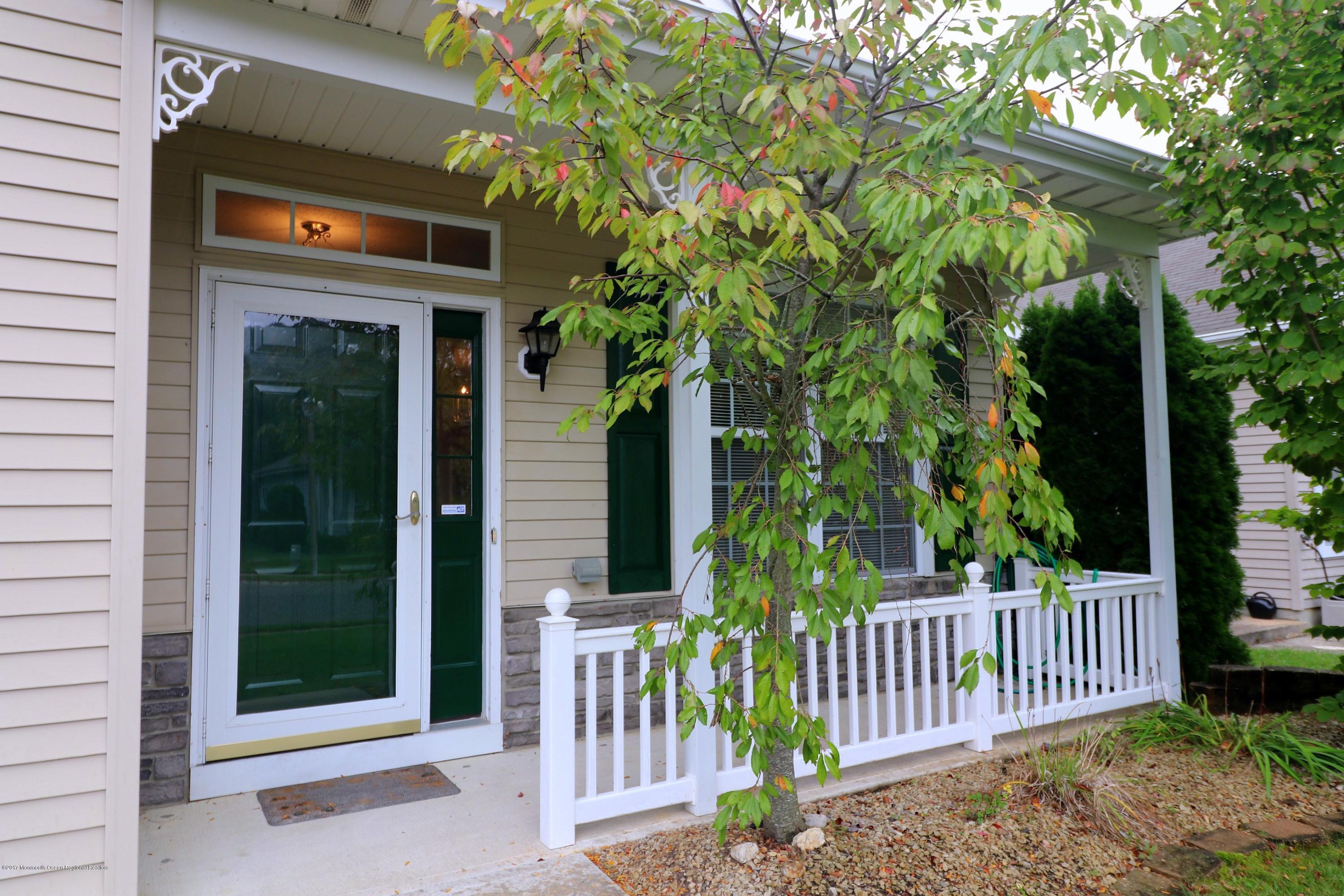 146 Sandpiper Road Barnegat, NJ 08005 - Photo 2 of 32 IMG_4406