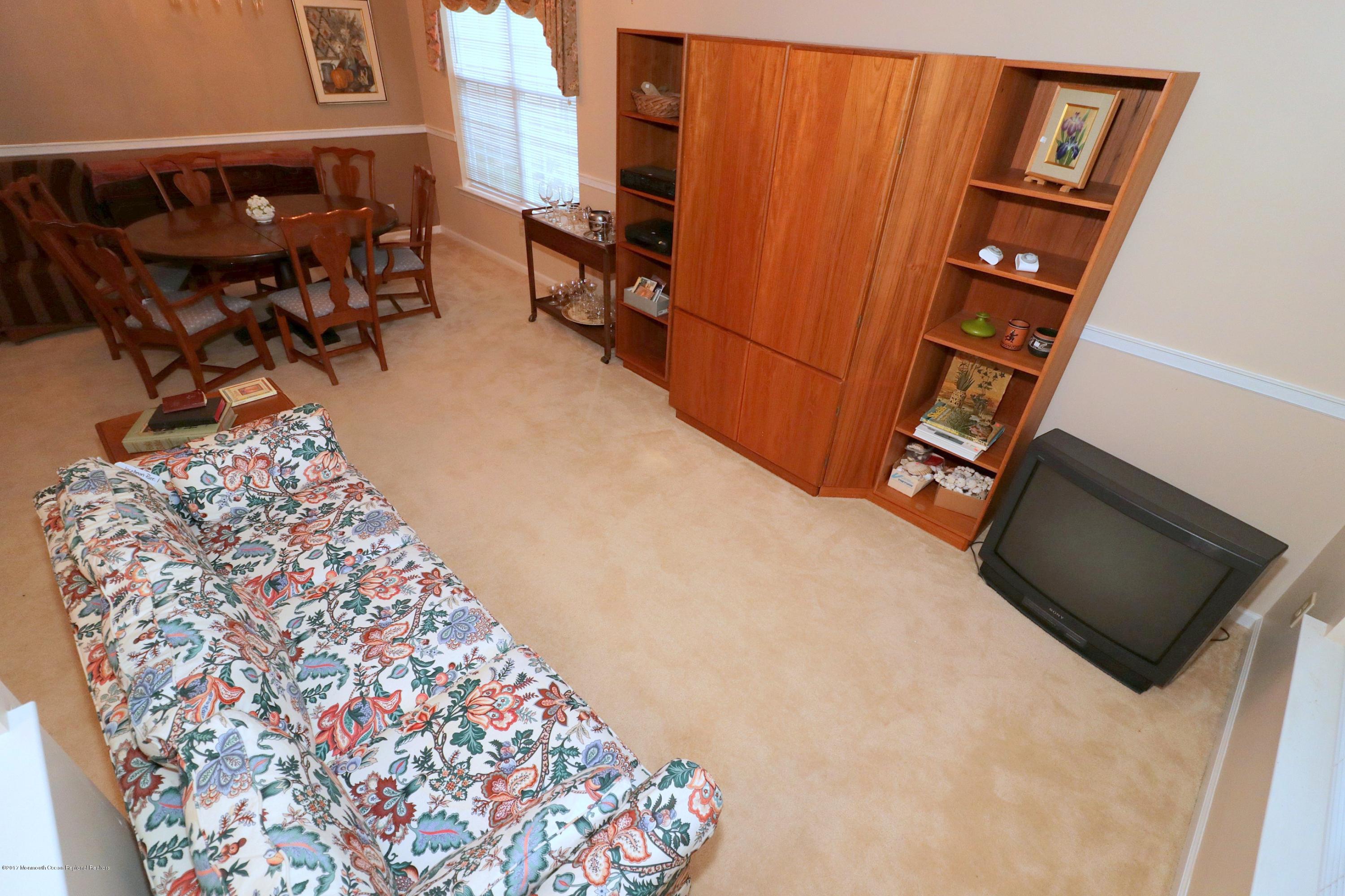 146 Sandpiper Road Barnegat, NJ 08005 - Photo 6 of 32 IMG_4342