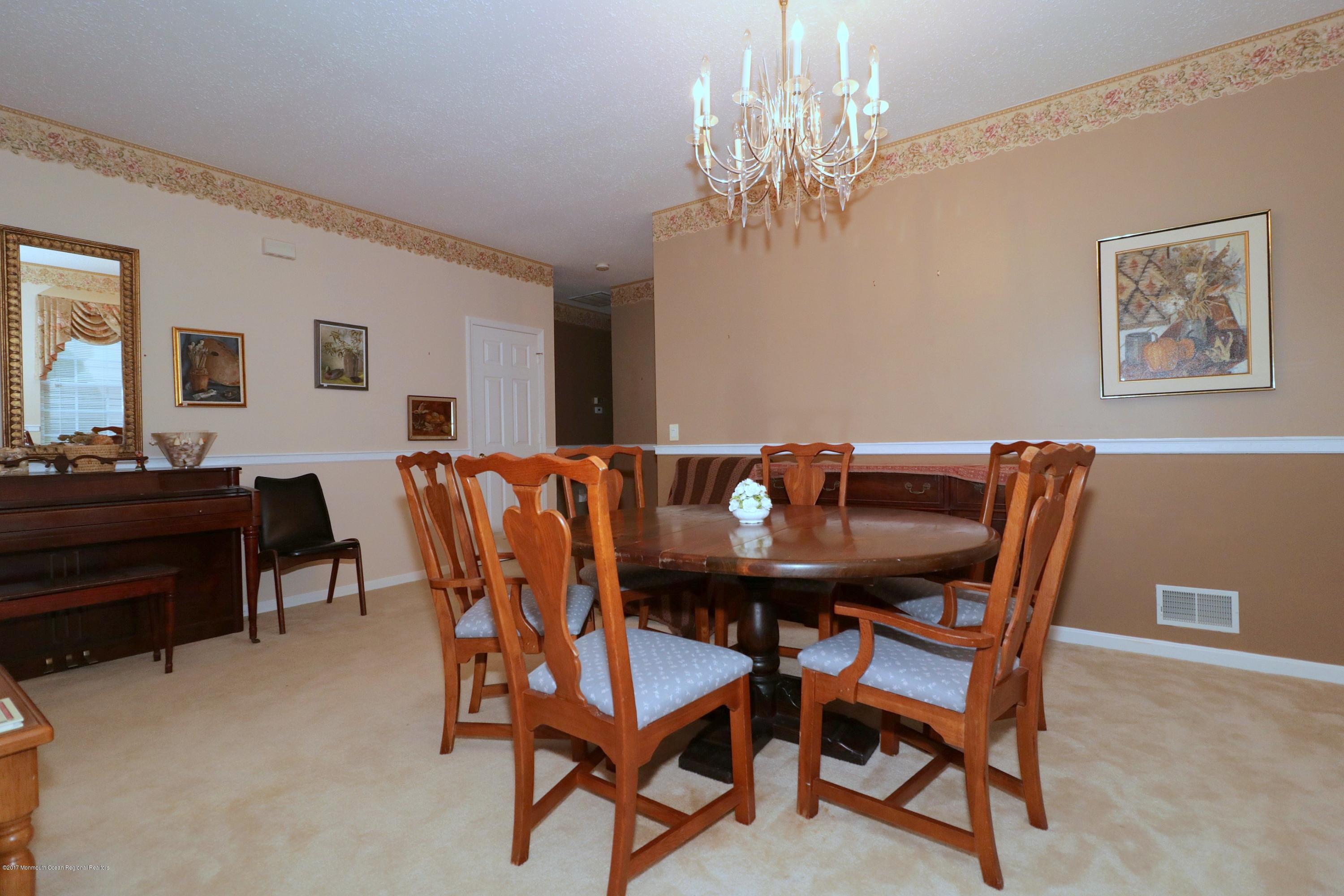 146 Sandpiper Road Barnegat, NJ 08005 - Photo 8 of 32 IMG_4345