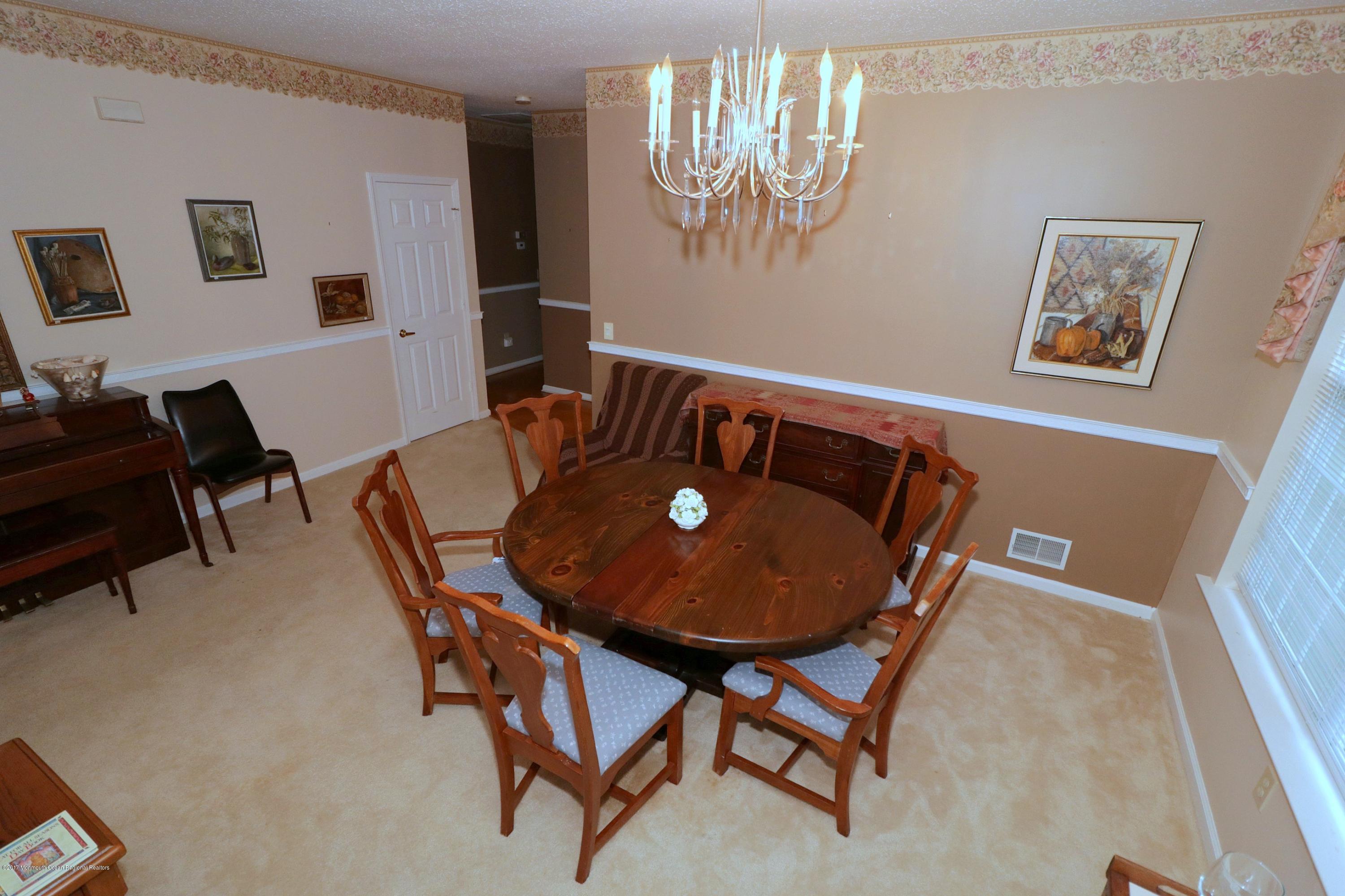 146 Sandpiper Road Barnegat, NJ 08005 - Photo 9 of 32 IMG_4346