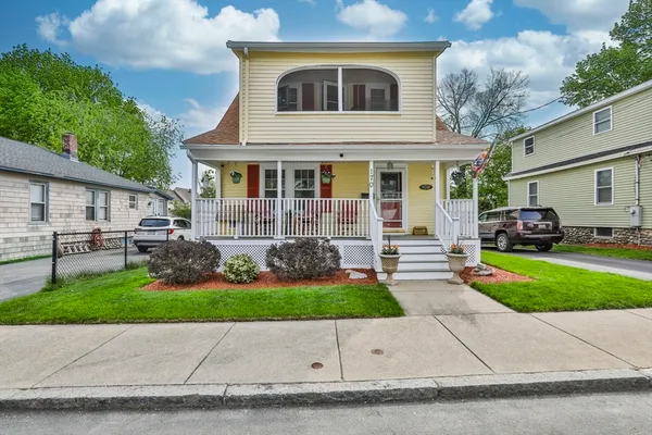 $562,000 | 170 Warwick Street, Lowell, MA 01851