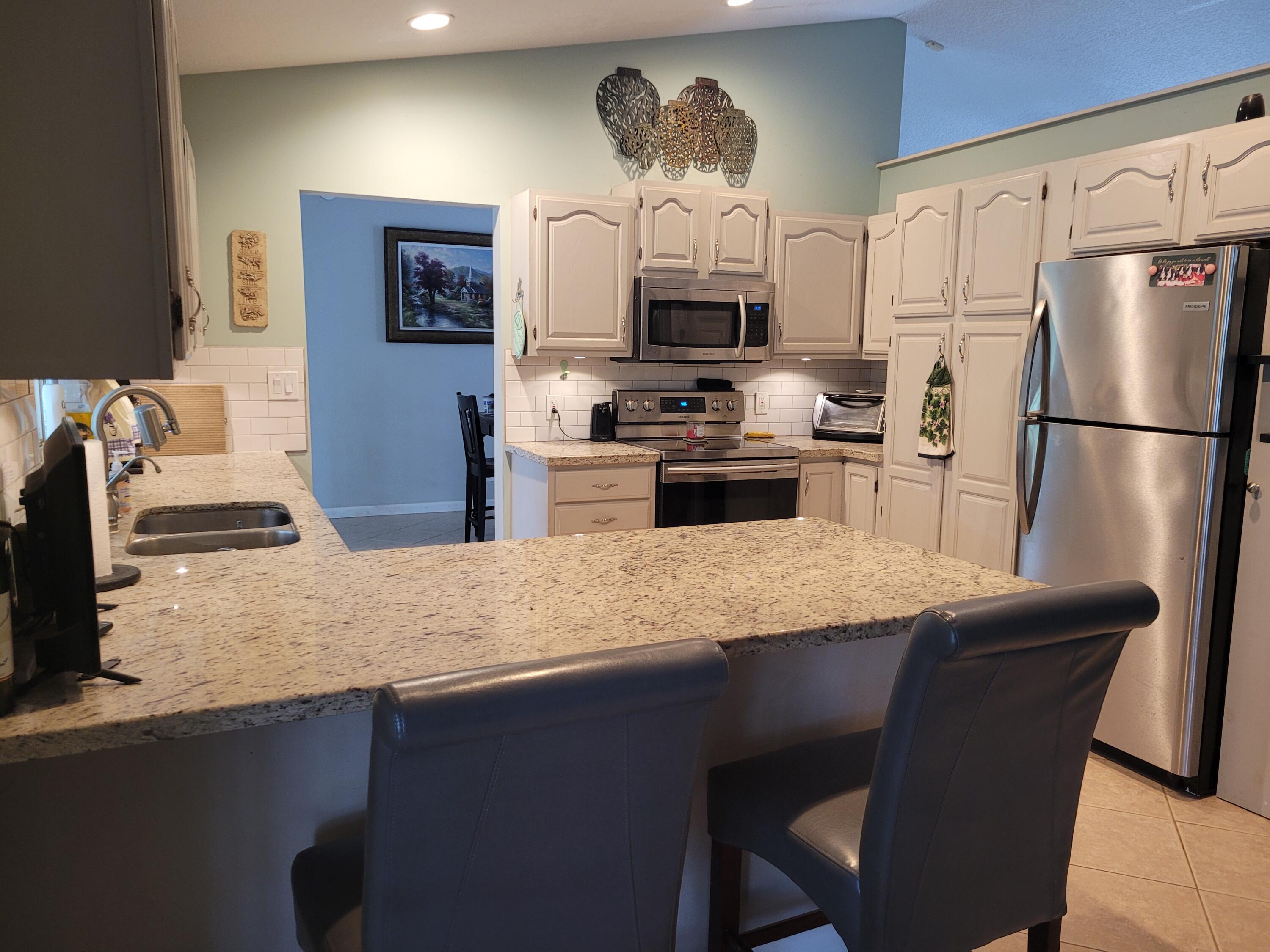 13976 153rd Road North Jupiter, FL 33478 - Photo 15 of 21 Kitchen