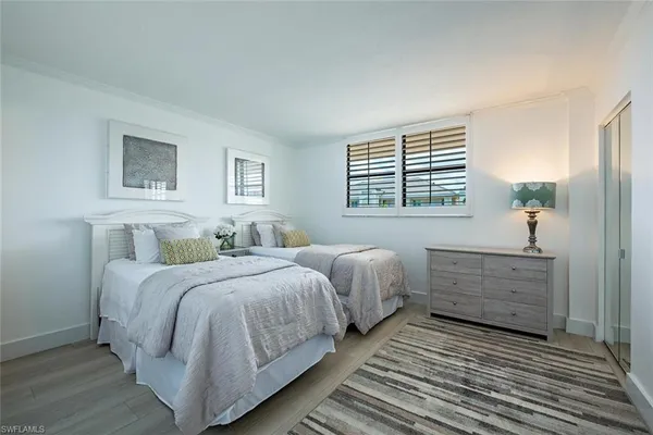 $1,549,000 | 9375 Gulf Shore Drive, Unit 402, Naples, FL 34108