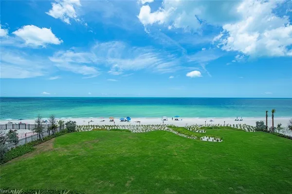 $1,549,000 | 9375 Gulf Shore Drive, Unit 402, Naples, FL 34108