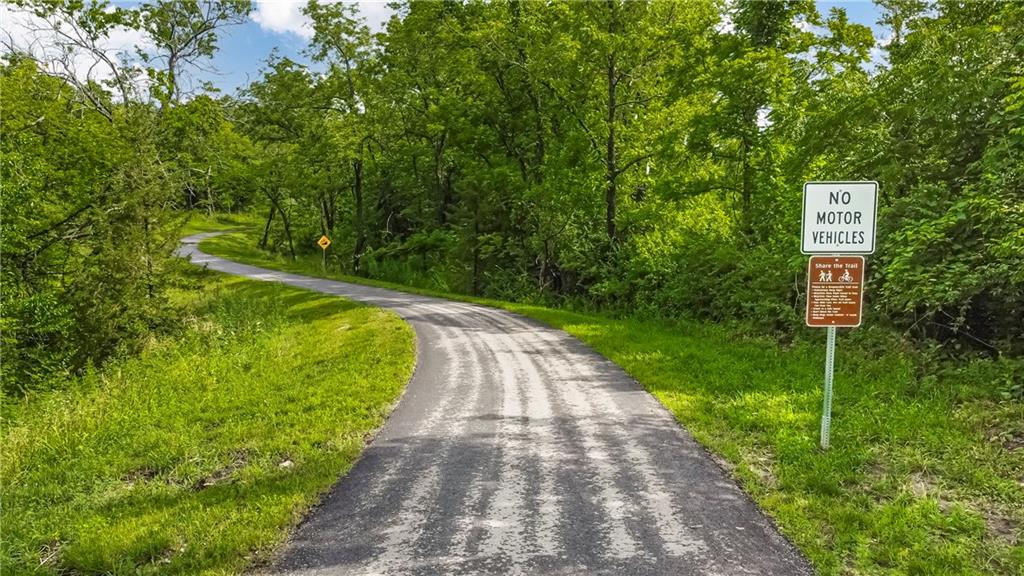12247 South Solomon Road Olathe, KS 66061 - Photo 23 of 24