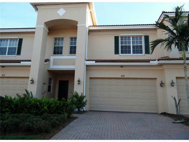418 Southwest Walking Path Stuart, FL 34997 - Photo 1 of 25 Gallery Image 1