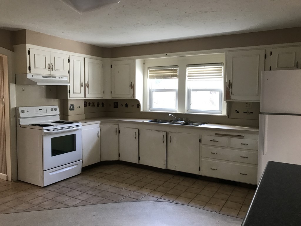 83 Kimball Road Fitchburg, MA 01420 - Photo 8 of 25 Gallery Image 8
