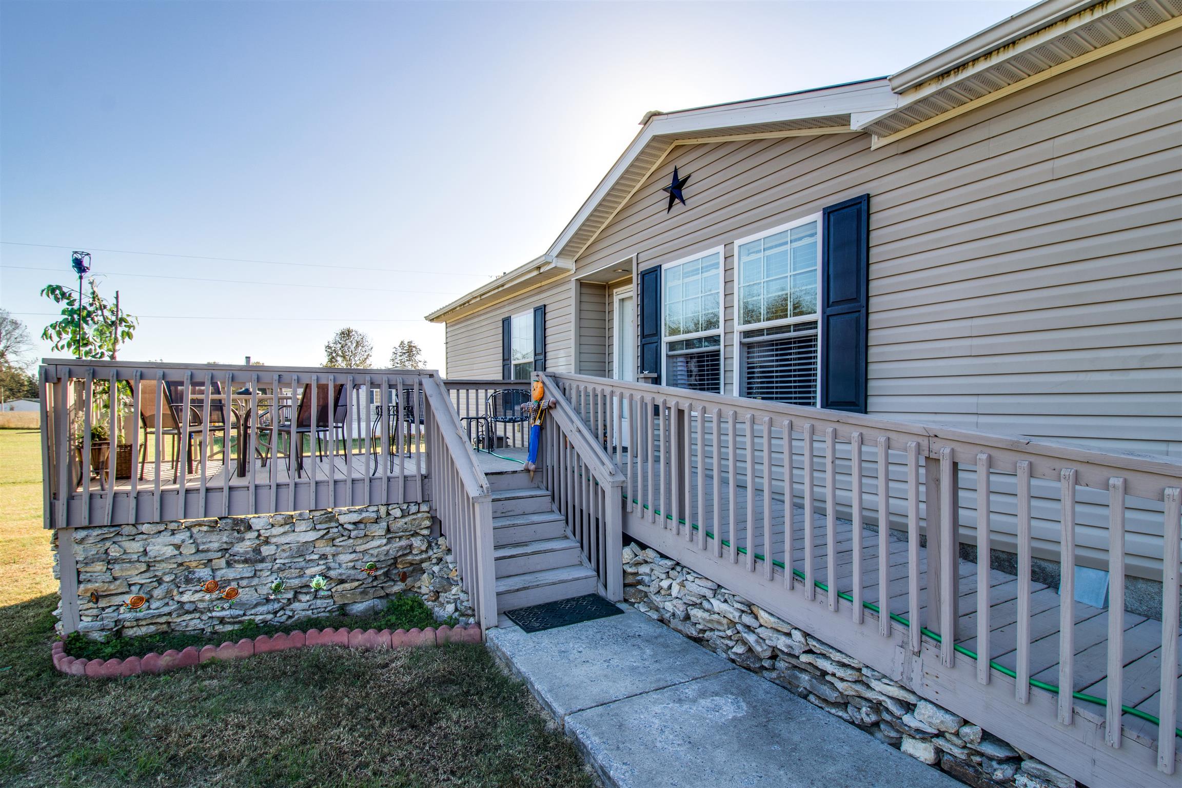 5278 Tobe Robertson Road Columbia, TN 38401 - Photo 5 of 25 Gallery Image 5