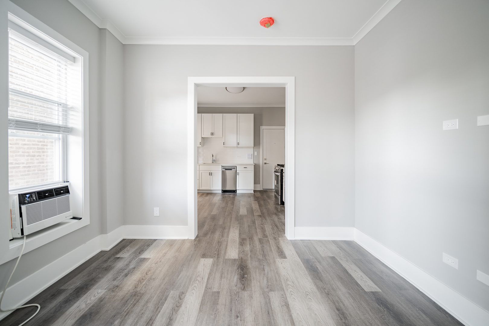 1472 West Erie Street, Unit 2R Chicago, IL 60642 - Photo 4 of 26