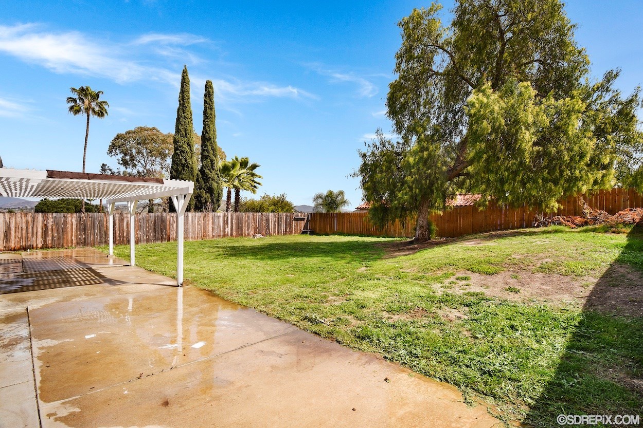 9509 Abbeyfield Road Santee, CA 92071 - Photo 11 of 15 Gallery Image 11