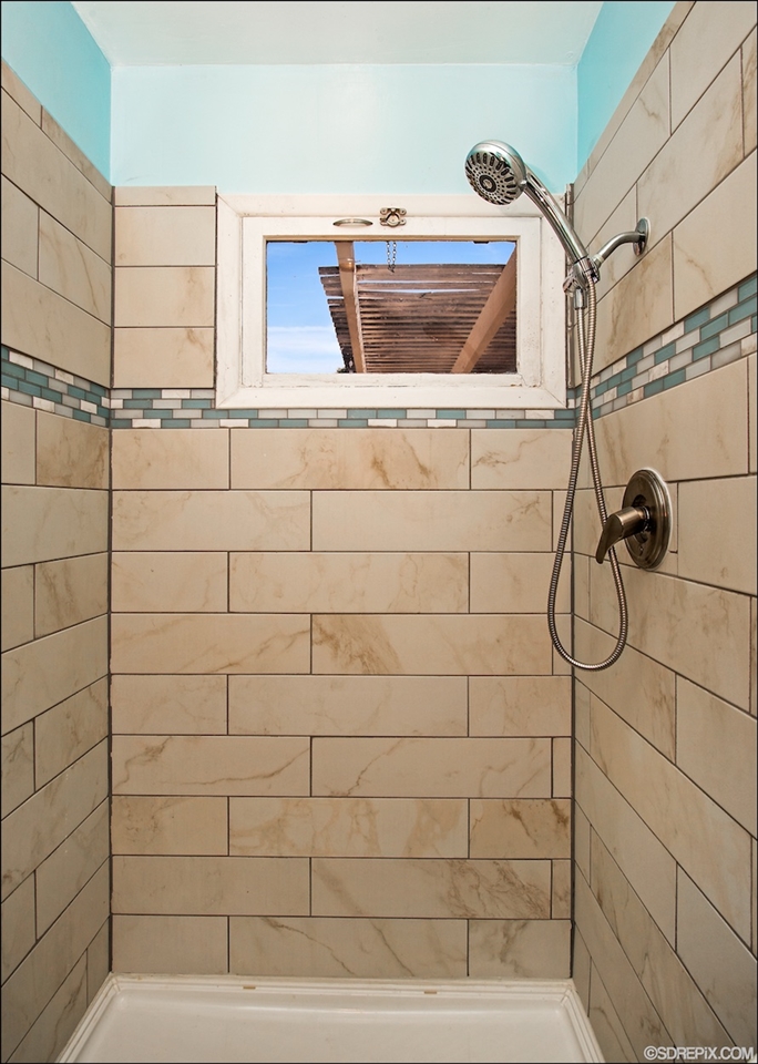 9509 Abbeyfield Road Santee, CA 92071 - Photo 10 of 15 Gallery Image 10
