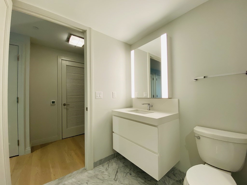 135 Seaport Boulevard, Unit 1012 Boston, MA 02210 - Photo 10 of 28