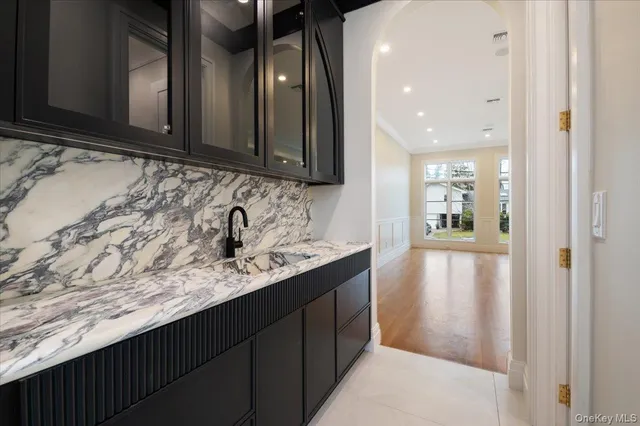 $3,290,000 | 772 Park Lane, Valley Stream, NY 11581