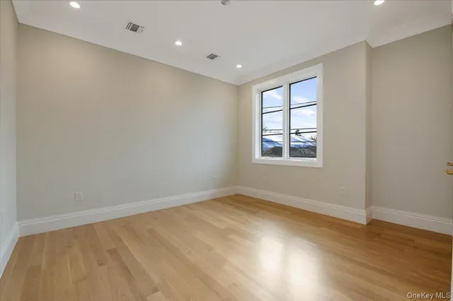 $3,290,000 | 772 Park Lane, Valley Stream, NY 11581