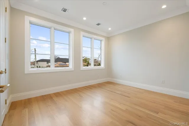 $3,290,000 | 772 Park Lane, Valley Stream, NY 11581