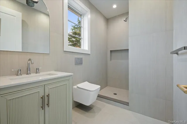 $3,290,000 | 772 Park Lane, Valley Stream, NY 11581